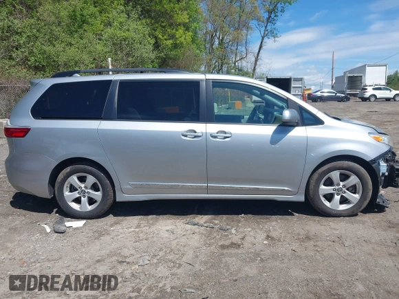 2019 Toyota Sienna LE Auto Access Seat with VIN 5TDKZ3DC9KS990764, listed as a IAAI auction lot 42219964 with 53,623 mi miles and . Bid and sale history available at DreamBid. Image 13.