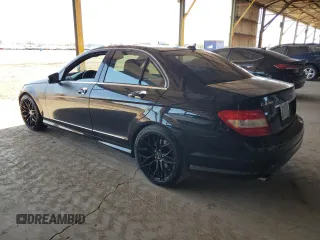 2011 Mercedes-Benz C 300 Sport z VIN WDDGF5EB1BA421247, wystawiony jako Copart lot #62767035 z przebiegiem 159 276 mil mil oraz Czysty tytuł • Clean title. Historia ofert i sprzedaży dostępna na DreamBid. Obrazek 2.