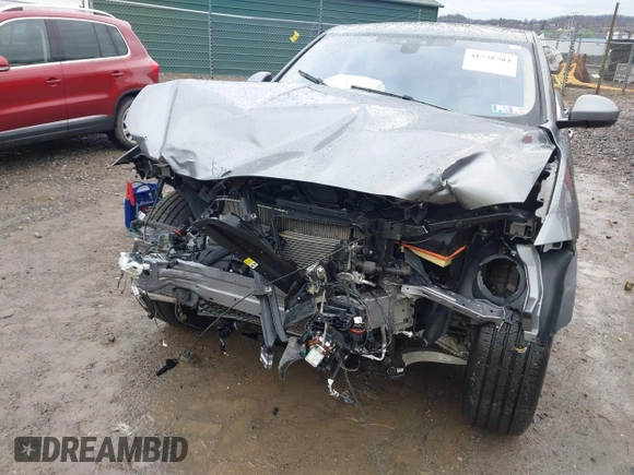 2020 Jaguar F-Pace 25t Premium with VIN SADCJ2FX9LA643542, listed as a IAAI auction lot 41728704 with 52,003 mi miles and . Bid and sale history available at DreamBid. Image 6.