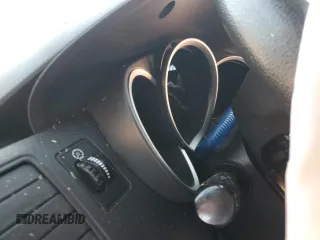 2015 Toyota Tacoma z VIN 5TFUX4EN6FX030970, wystawiony jako Copart lot #50354015 z przebiegiem Nie podano mil oraz Szkoda całkowita • Salvage title. Historia ofert i sprzedaży dostępna na DreamBid. Obrazek 9.