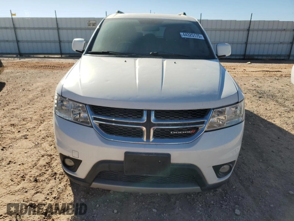 2015 Dodge Journey SXT with VIN 3C4PDCBG2FT524678, listed as a Copart auction lot 44325175 with 118,950 mi miles and Clean Title. Bid and sale history available at DreamBid. Image 5.