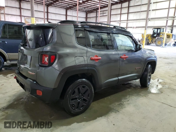 2018 Jeep Renegade Trailhawk with VIN ZACCJBCB4JPH49396, listed as a Copart auction lot 42353385 with 86,792 mi miles and Salvage Title. Bid and sale history available at carsss.com. Image 3.