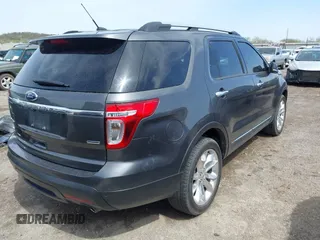 2015 Ford Explorer Limited z VIN 1FM5K8F8XFGB58711, wystawiony jako IAAI lot #41920555 z przebiegiem 129 323 mil mil oraz . Historia ofert i sprzedaży dostępna na DreamBid. Obrazek 4.