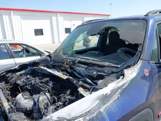 2017 Jeep Renegade Deserthawk z VIN ZACCJBCBXHPE70318, wystawiony jako IAAI lot #41922391 z przebiegiem Nie podano mil oraz . Historia ofert i sprzedaży dostępna na DreamBid. Obrazek 6.