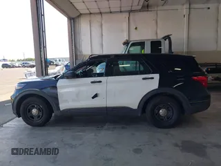 2021 Ford Police Interceptor with VIN 1FM5K8AC9MGC32063, listed as a IAAI auction lot 42071782 with 46,786 mi miles and . Bid and sale history available at DreamBid. Image 14.