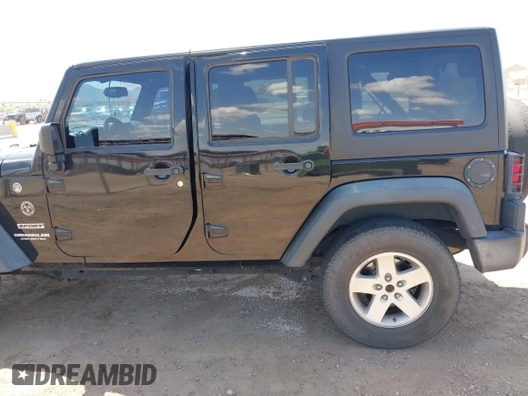 2016 Jeep Wrangler Unlimited Sport with VIN 1C4BJWDG9GL161844, listed as a IAAI auction lot 42074473 with 109,508 mi miles and . Bid and sale history available at DreamBid. Image 14.