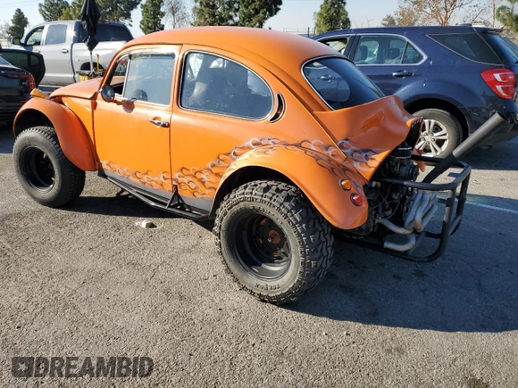 1971 Volkswagen Beetle with VIN 1112121729, listed as a Copart auction lot 88161105 with 16,992 mi miles and Salvage Title. Bid and sale history available at DreamBid. Image 2.