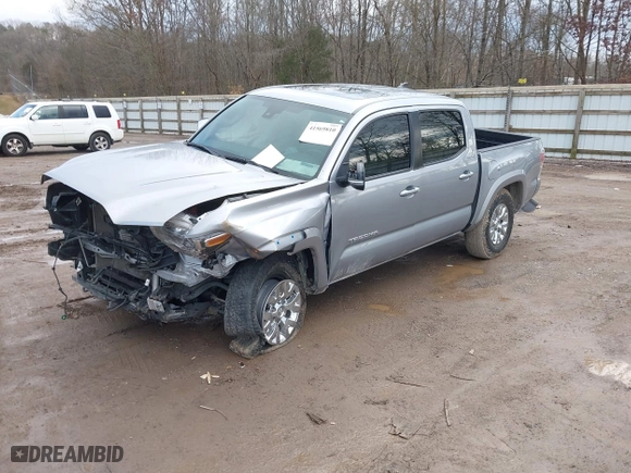 2019 Toyota Tacoma 4WD SR with VIN 3TMGZ5AN8KM259475, listed as a IAAI auction lot 41569810 with 61,405 mi miles. Bid and sale history available at carsss.com. Image 17.