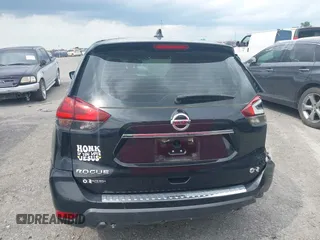 2018 Nissan Rogue SV with VIN 5N1AT2MTXJC748214, listed as a IAAI auction lot 42145360 with 121,955 mi miles. Bid and sale history available at carsss.com. Image 16.