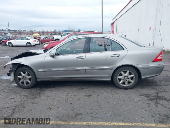 2005 Mercedes-Benz C 240 with VIN WDBRF81J25F609153, listed as a IAAI auction lot 41582984 with 148,546 mi miles and . Bid and sale history available at DreamBid. Image 14.