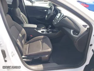 2019 Chevrolet Malibu LT with VIN 1G1ZD5STXKF146723, listed as a IAAI auction lot 41901442 with 61,507 mi miles. Bid and sale history available at carsss.com. Image 5.
