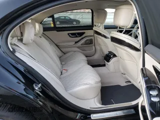 2022 Mercedes-Benz S 580 z VIN W1K6G7GB1NA119379, wystawiony jako Copart lot #72932952 z przebiegiem 2962 mil mil oraz . Historia ofert i sprzedaży dostępna na DreamBid. Obrazek 10.