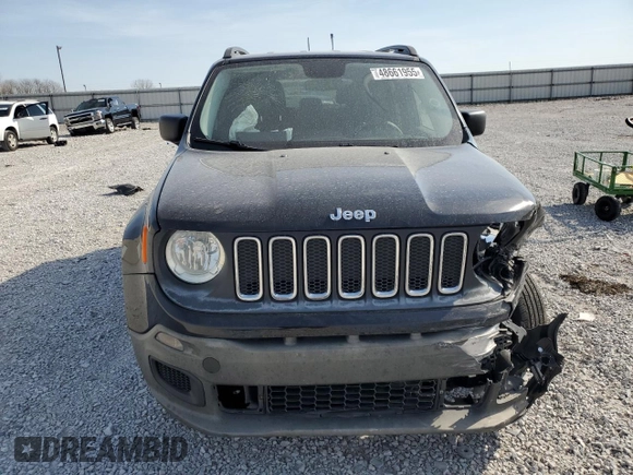 2017 Jeep Renegade Sport with VIN ZACCJBAB7HPF40134, listed as a Copart auction lot 48661955 with 127,338 mi miles and Salvage Title. Bid and sale history available at carsss.com. Image 5.