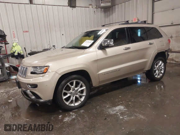 2015 Jeep Grand Cherokee Summit with VIN 1C4RJFJG5FC918837, listed as a IAAI auction lot 41126436 with 155,516 mi miles. Bid and sale history available at carsss.com. Image 18.