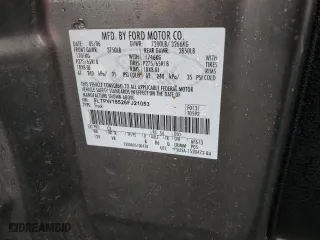 2006 Lincoln Mark LT with VIN 5LTPW18526FJ21053, listed as a Copart auction lot 80379184 with 210,314 mi miles and Clean Title. Bid and sale history available at carsss.com. Image 12.