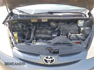 2006 Toyota Sienna CE z VIN 5TDZA23CX6S440948, wystawiony jako IAAI lot #42582759 z przebiegiem 238 185 mil mil oraz . Historia ofert i sprzedaży dostępna na DreamBid. Obrazek 10.