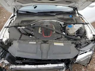 2015 Audi S7 z VIN WAUW2AFC4FN024631, wystawiony jako Copart lot #47148125 z przebiegiem 56 516 mil mil oraz Szkoda całkowita • Salvage title. Historia ofert i sprzedaży dostępna na DreamBid. Obrazek 13.