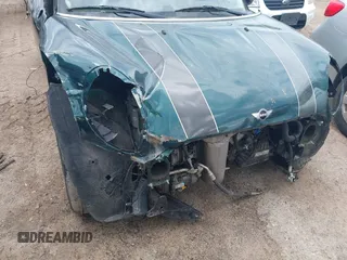 2011 MINI Hardtop S with VIN WMWSV3C59BTY12169, listed as a IAAI auction lot 42472128 with 81,303 mi miles and . Bid and sale history available at DreamBid. Image 6.