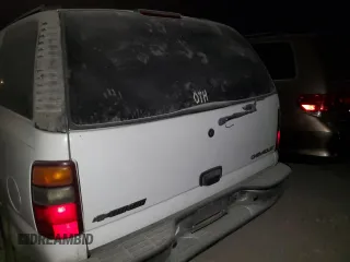 2002 Chevrolet Tahoe LS with VIN 1GNEC13V82R176620, listed as a Copart auction lot 76179054 with 0 mi miles and Non Repairable. Bid and sale history available at carsss.com. Image 6.