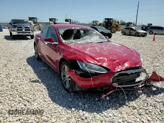 2013 Tesla Model S with VIN 5YJSA1CN1DFP26864, listed as a Copart auction lot 52029485 with 63,260 mi miles and Salvage Title. Bid and sale history available at DreamBid. Image 10.