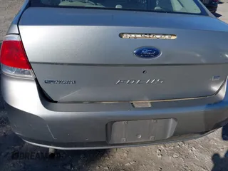 2008 Ford Focus SE with VIN 1FAHP35N68W276265, listed as a IAAI auction lot 42216043 with Not Provided miles and . Bid and sale history available at carsss.com. Image 17.