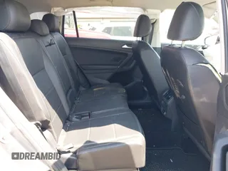 2020 Volkswagen Tiguan SE with VIN 3VV2B7AX4LM074385, listed as a IAAI auction lot 42063842 with 101,092 mi miles and . Bid and sale history available at DreamBid. Image 8.