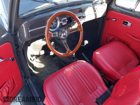 1967 Volkswagen Beetle with VIN 117142708, listed as a Copart auction lot 42380965 with 54,196 mi miles and Salvage Title. Bid and sale history available at DreamBid. Image 8.