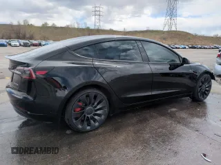 2023 Tesla Model 3 Performance z VIN 5YJ3E1ECXPF628019, wystawiony jako Copart lot #53554215 z przebiegiem 22 557 mil mil oraz Szkoda całkowita • Salvage title. Historia ofert i sprzedaży dostępna na DreamBid. Obrazek 3.