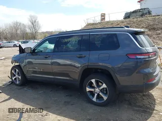 2024 Jeep Grand Cherokee Limited with VIN 1C4RJKBG2R8531452, listed as a IAAI auction lot 42099767 with 13,398 mi miles and . Bid and sale history available at DreamBid. Image 14.