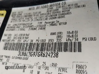 2016 Lincoln MKZ with VIN 3LN6L2G97GR624238, listed as a IAAI auction lot 41642853 with 205,832 mi miles. Bid and sale history available at carsss.com. Image 9.