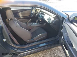 2014 Chevrolet Camaro LS with VIN 2G1FA1E31E9183026, listed as a IAAI auction lot 41738975 with 122,738 mi miles. Bid and sale history available at carsss.com. Image 5.