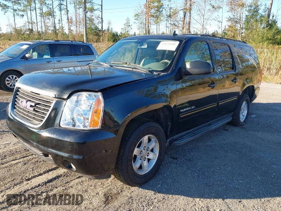 2012 GMC Yukon XL SLT with VIN 1GKS2KE71CR161613, listed as a IAAI auction lot 41021605 with 236,272 mi miles. Bid and sale history available at carsss.com. Image 17.