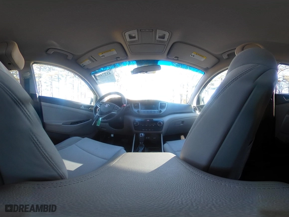 2018 Hyundai Tucson SE with VIN KM8J23A48JU708357, listed as a IAAI auction lot 41274856 with 66,531 mi miles. Bid and sale history available at carsss.com. Image 19.