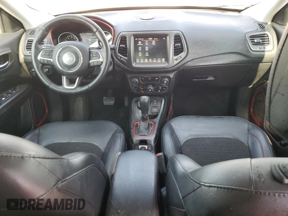 2019 Jeep Compass Trailhawk with VIN 3C4NJDDB9KT668858, listed as a Copart auction lot 58603645 with 74,226 mi miles and Salvage title. Bid and sale history available at DreamBid. Image 8.