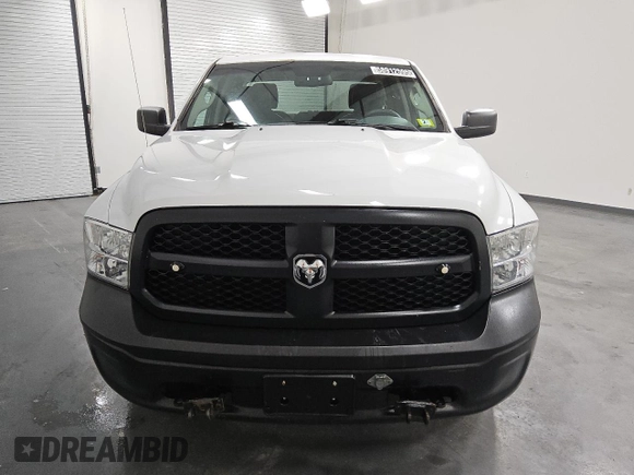 2019 Ram 1500 Tradesman z VIN 1C6RR7FG5KS672483, wystawiony jako Copart lot #60942425 z przebiegiem 143 359 mil mil oraz Czysty tytuł • Clean title. Historia ofert i sprzedaży dostępna na DreamBid. Obrazek 5.