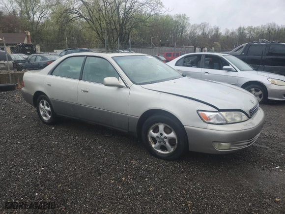 1998 Lexus ES 300 Luxury Sport Sdn with VIN JT8BF28G2W0101908, listed as a Copart auction lot 51781115 with 196,667 mi miles and Salvage Title. Bid and sale history available at carsss.com. Image 4.