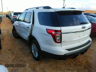 2014 Ford Explorer XLT z VIN 1FM5K8D85EGB54812, wystawiony jako IAAI lot #41104418 z przebiegiem 133 918 mil mil oraz . Historia ofert i sprzedaży dostępna na DreamBid. Obrazek 3.
