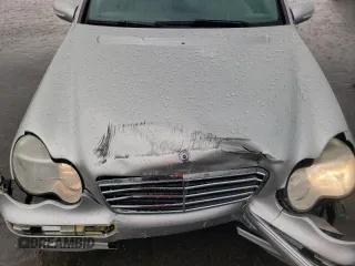 2004 Mercedes-Benz C 320 with VIN WDBRF64J64F511595, listed as a Copart auction lot 62996795 with 113,901 mi miles and Salvage title. Bid and sale history available at DreamBid. Image 11.