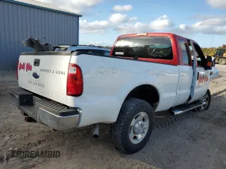 2010 Ford F-250 XL z VIN 1FTSX2BY5AEA13768, wystawiony jako Copart lot #85001124 z przebiegiem Nie podano mil oraz Szkoda całkowita • Salvage title. Historia ofert i sprzedaży dostępna na DreamBid. Obrazek 3.