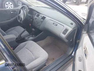 2002 Honda Accord LX with VIN JHMCG56482C014034, listed as a IAAI auction lot 42110164 with 95,657 mi miles and . Bid and sale history available at DreamBid. Image 5.