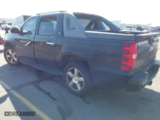 2008 Chevrolet Avalanche LS with VIN 3GNFK12308G224448, listed as a IAAI auction lot 41477612 with 208,365 mi miles. Bid and sale history available at carsss.com. Image 3.