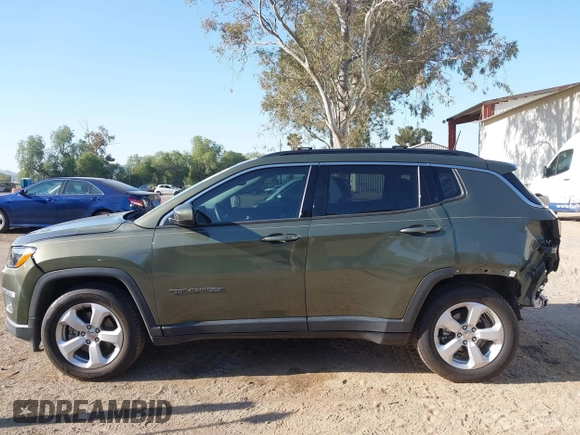 2018 Jeep Compass Latitude with VIN 3C4NJCBB2JT462065, listed as a IAAI auction lot 41985263 with 38,863 mi miles. Bid and sale history available at carsss.com. Image 15.