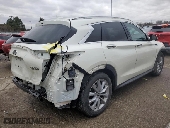 2019 Infiniti QX50 LUXE with VIN 3PCAJ5M38KF139042, listed as a Copart auction lot 41041643 with 53,668 mi miles. Bid and sale history available at carsss.com. Image 3.