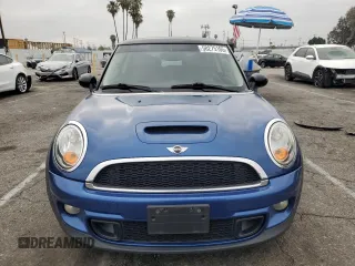 2012 MINI Hardtop S with VIN WMWSV3C56CTY17072, listed as a Copart auction lot 58275165 with 101,542 mi miles and Salvage title. Bid and sale history available at DreamBid. Image 5.