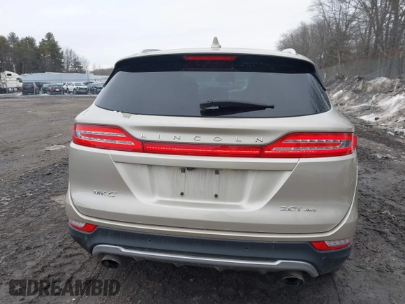 2017 Lincoln MKC Reserve with VIN 5LMCJ3D93HUL54581, listed as a IAAI auction lot 41711244 with 63,806 mi miles. Bid and sale history available at carsss.com. Image 16.