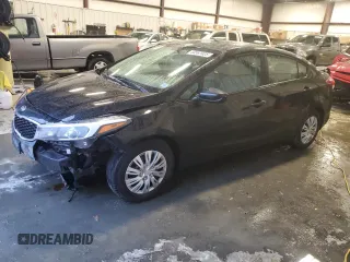 2017 Kia Forte LX with VIN 3KPFK4A7XHE138915, listed as a Copart auction lot 44567925 with 136,517 mi miles and Salvage Title. Bid and sale history available at carsss.com. Image 1.
