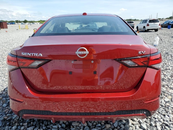 2024 Nissan Sentra SV with VIN 3N1AB8CV2RY338963, listed as a Copart auction lot 61761405 with 33,309 mi miles and Clean title. Bid and sale history available at DreamBid. Image 6.