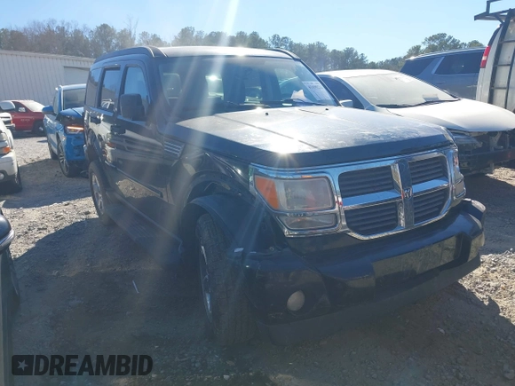 2007 Dodge Nitro SLT z VIN 1D8GU58K87W555759, wystawiony jako IAAI lot #41690213 z przebiegiem 196 779 mil mil oraz . Historia ofert i sprzedaży dostępna na DreamBid. Obrazek 1.