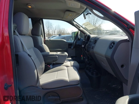 2005 Ford F-150 STX with VIN 1FTRX14W25NA45992, listed as a IAAI auction lot 41702409 with 202,867 mi miles. Bid and sale history available at carsss.com. Image 5.