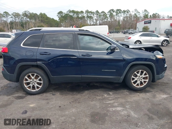 2014 Jeep Cherokee Latitude with VIN 1C4PJLCS2EW228418, listed as a IAAI auction lot 41416407 with 154,192 mi miles. Bid and sale history available at carsss.com. Image 13.